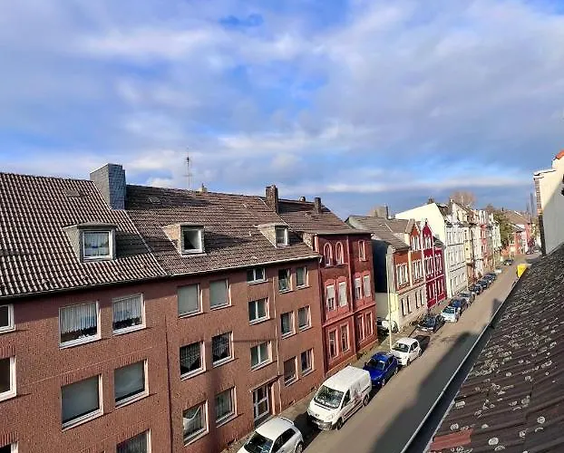 Bege Apartments: Business Quarters